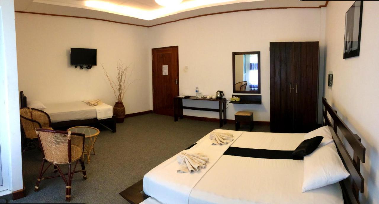 Nico Lagoon Hotel Negombo Eksteriør bilde
